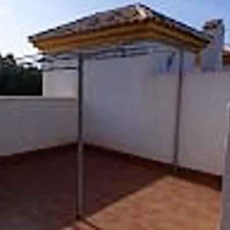 House With 4 Bedrooms In With Shared Pool Enclosed Garden And Wifi *