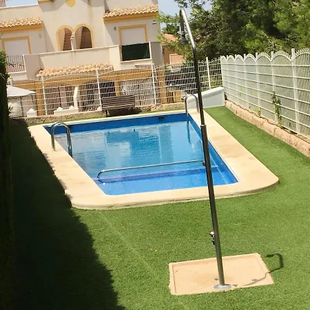 Holiday home House With 4 Bedrooms In With Shared Pool Enclosed Garden And Wifi Torrevieja